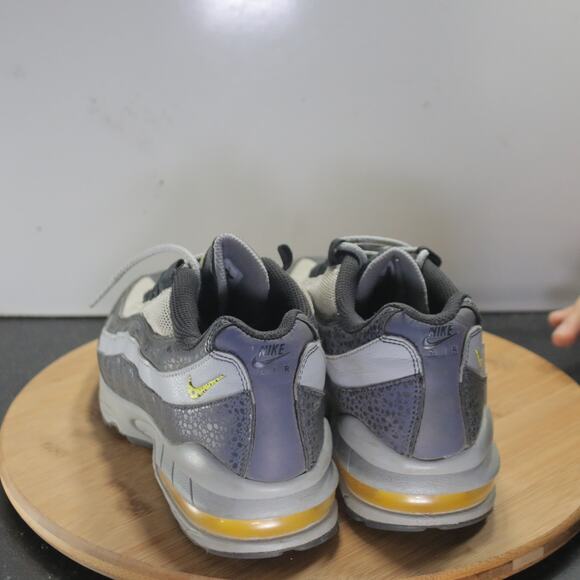 Nike Air Max 95 Sz 7youth=8.5 Womens 008506 White Gray Running Athletic Sneakers - Picture 4 of 8